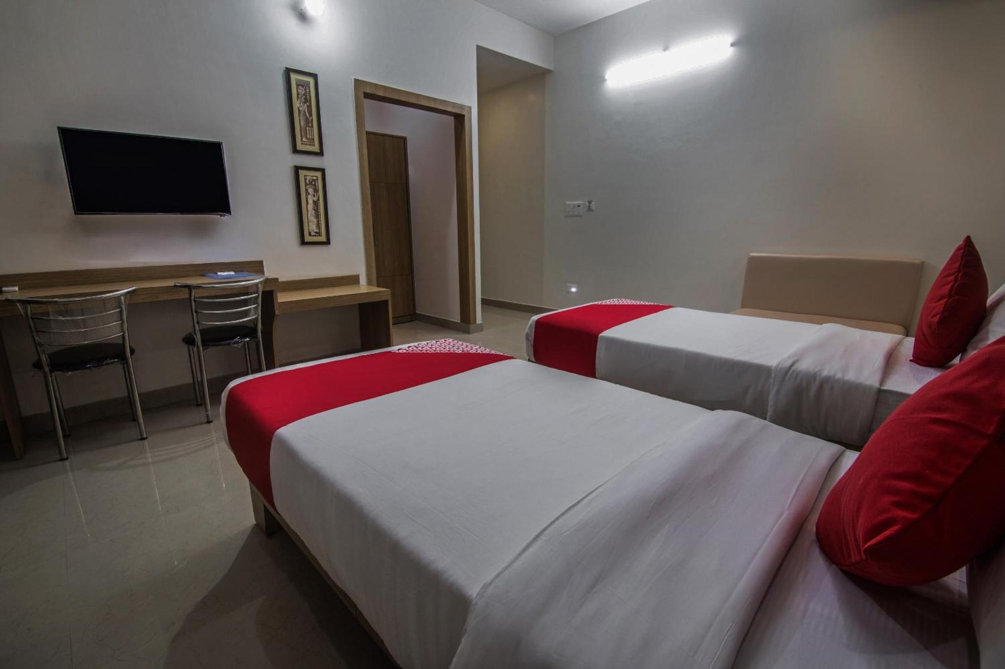 Hotel O Spectrum Residency Guwahati Exterior foto